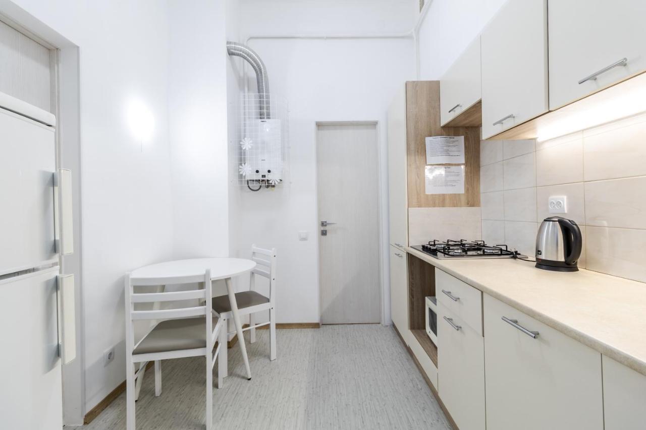 City Shalom Apartment Лвив Екстериор снимка